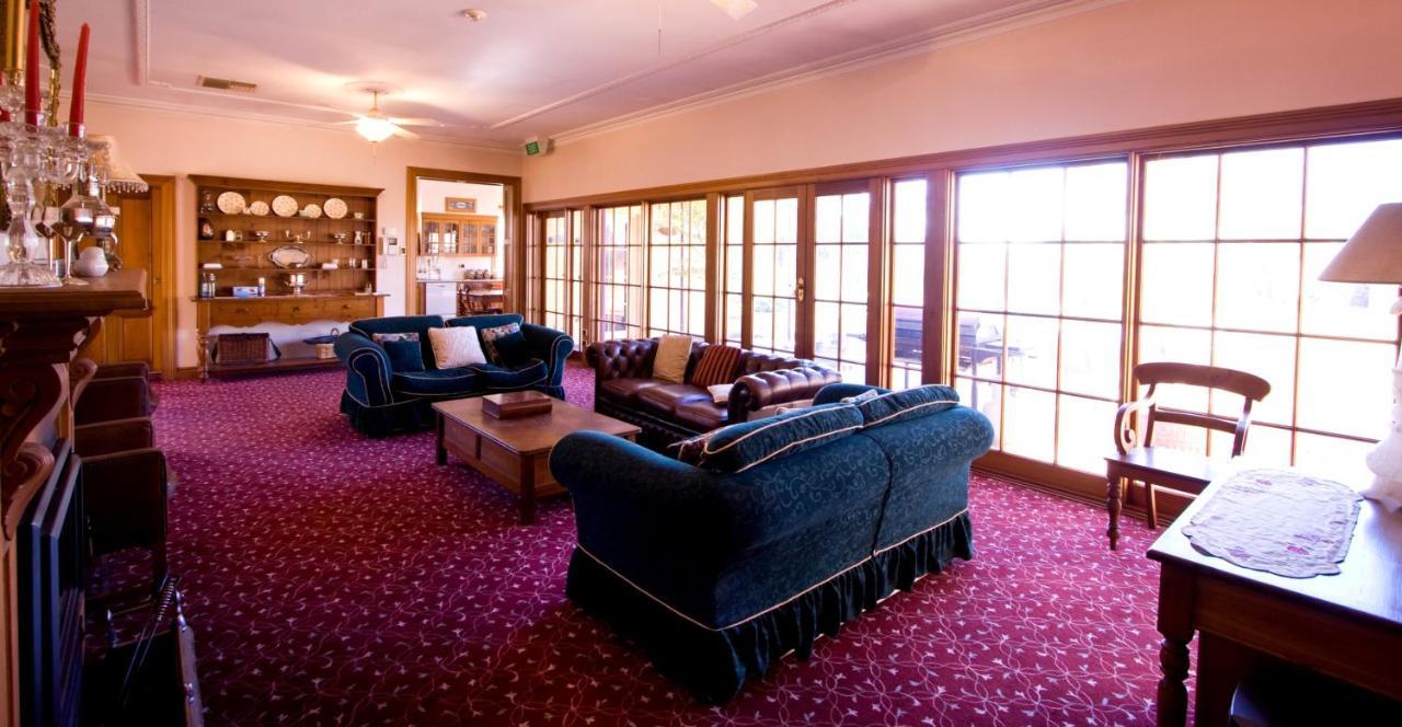 Ranelagh House Dubbo Exterior photo